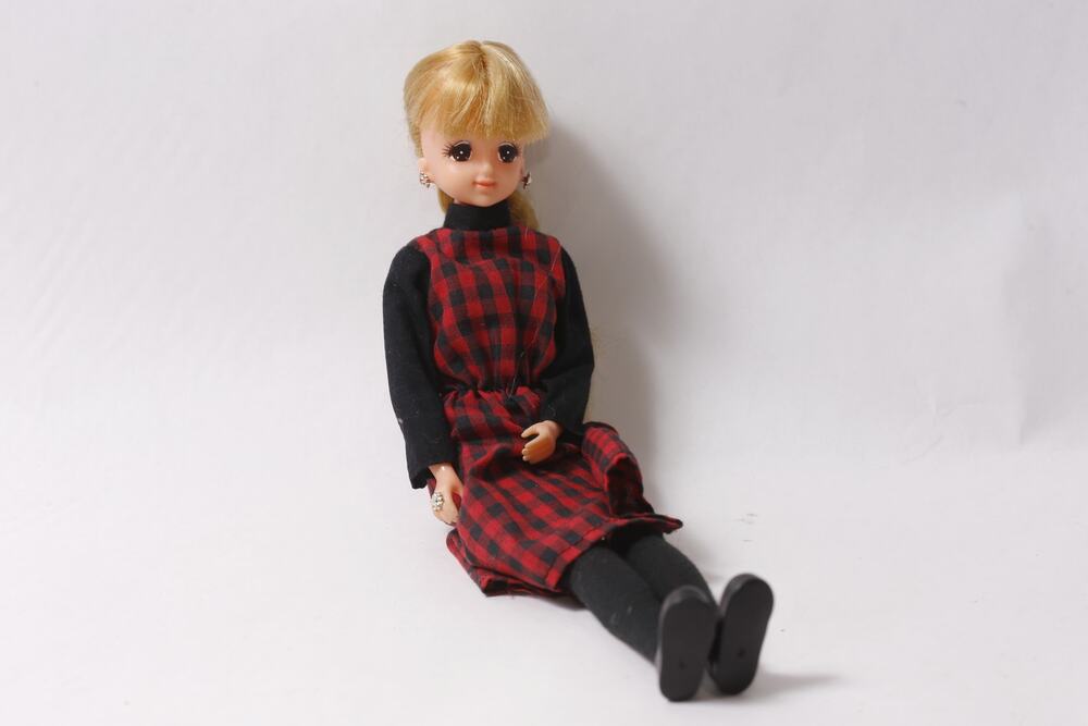 1990s Takara Jenny Fashion Doll Dressed Collectible Toy ~ 260730-WH 464